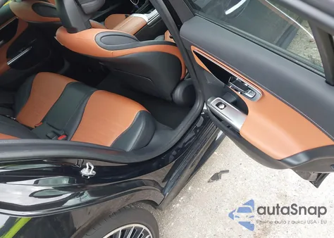 2023 Mercedes-Benz C 300 Sedan z USA, uszkodzony, nr VIN W1KAF4GB7PR070477